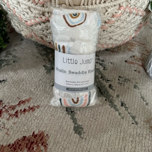New Little Jump Bamboo Muslin Swaddle Blanket Rainbow Print Baby. NEW. 47”x47” - Picture 2 of 16